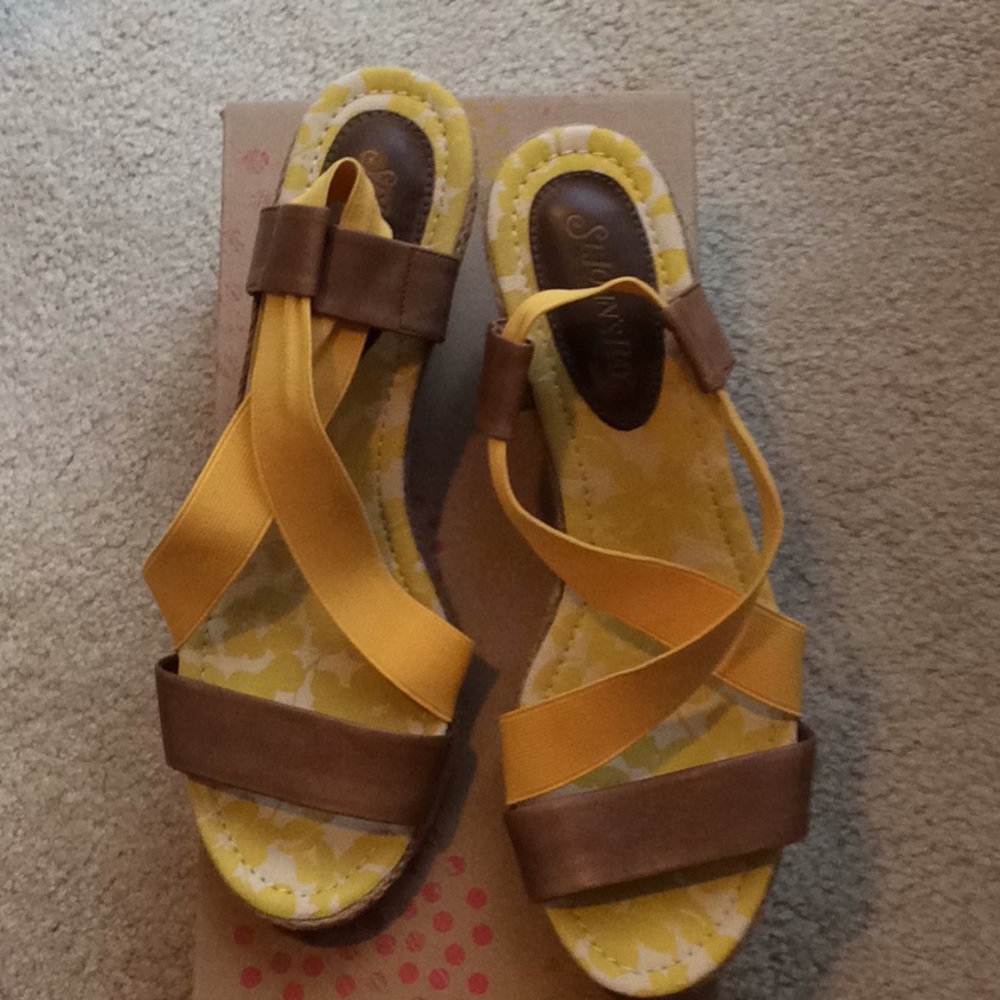 Comfy Open Toe Wedges 🎉Price Drop!🎉